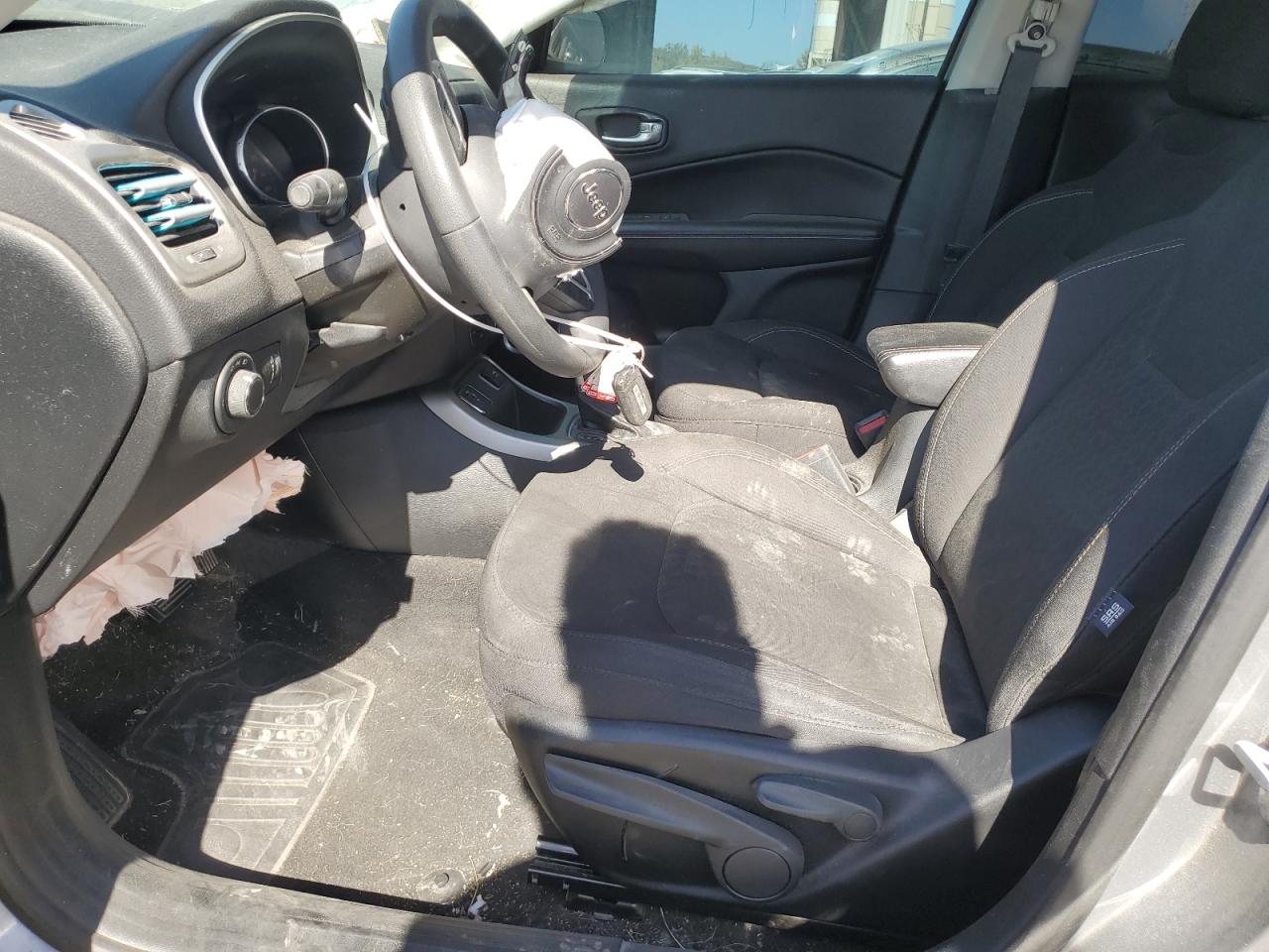 2018 Jeep Compass VIN 3C4NJCAB5JT240637 Copart auction photo, front end / mechanical damage thumbnail 7