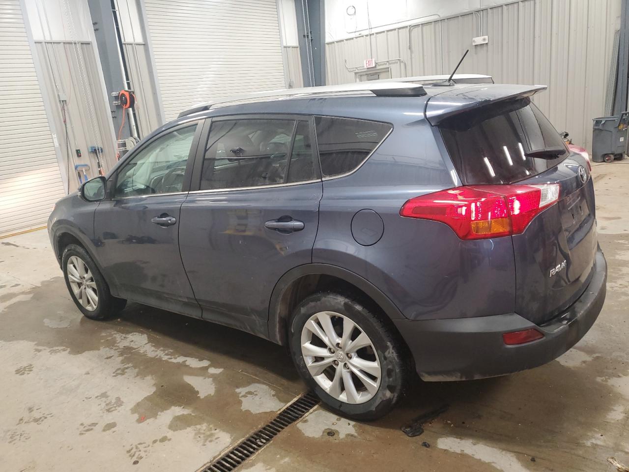 2014 Toyota RAV 4 VIN 2T3DFREV6EW156894 Copart auction photo, front end / rear end damage thumbnail 2