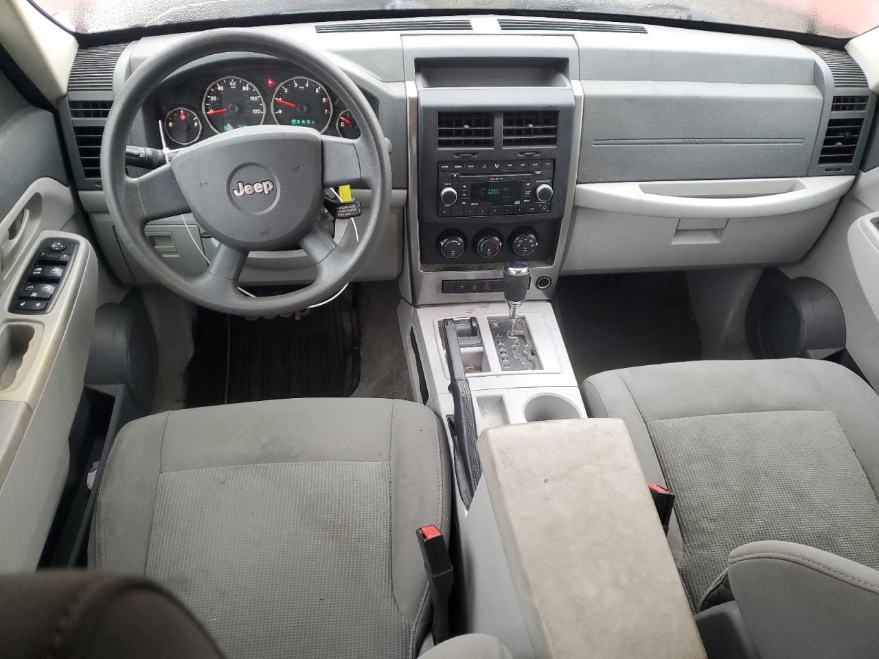 2008 Jeep Liberty (North America) VIN 1J8GN28K38W137422 Copart auction photo, front end / side damage thumbnail 8
