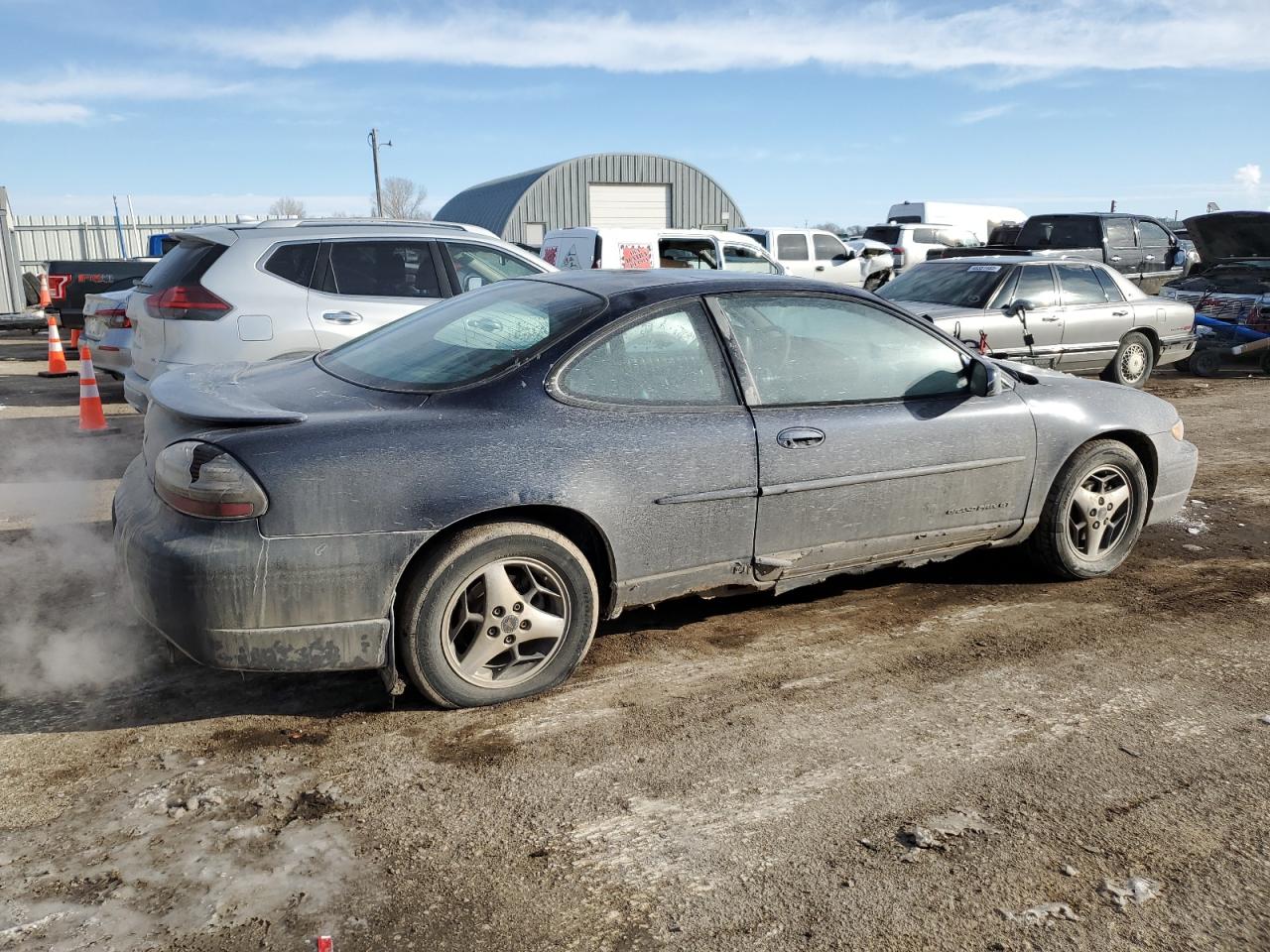 2001 Pontiac Grand Prix VIN 1G2WP12K81F171074 Copart auction photo, side / rear end damage thumbnail 3