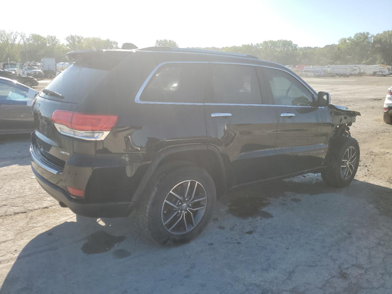 2018 Jeep Grand Cherokee VIN 1C4RJFBG9JC179317 Copart auction photo, front end damage thumbnail 3