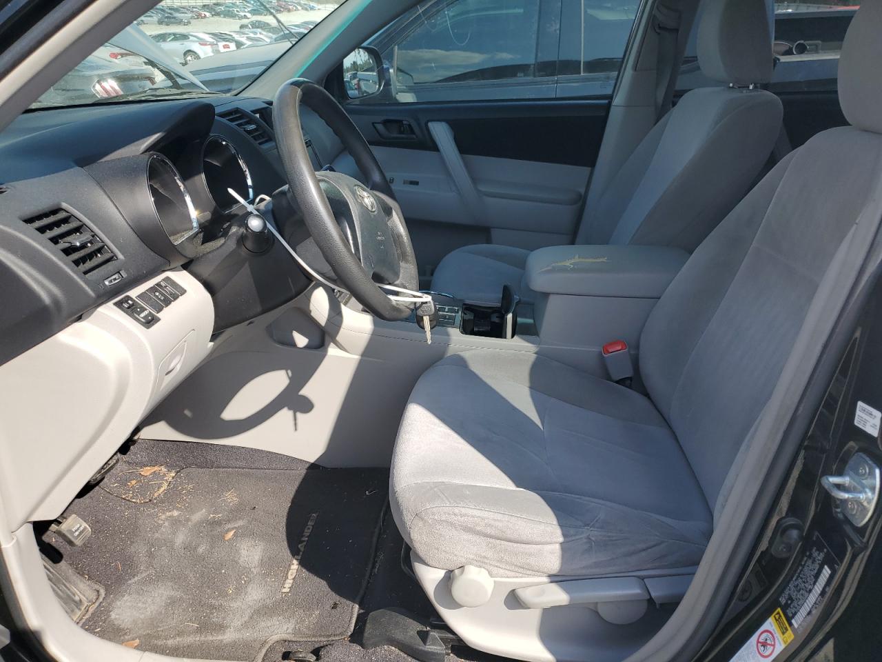 2011 Toyota Highlander VIN 5TDZK3EHXBS049983 Copart auction photo, rear end damage thumbnail 7