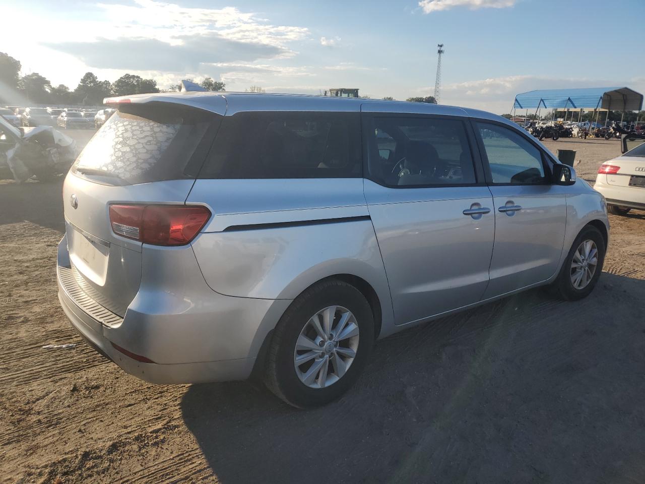 2016 KIA Sedona VIN KNDMA5C13G6172238 Copart auction photo, mechanical damage thumbnail 3