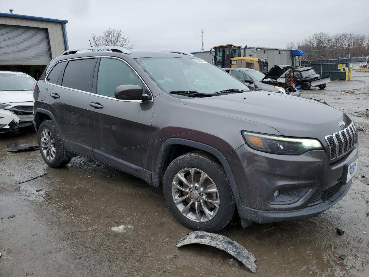 2019 Jeep Grand Cherokee VIN 1C4PJLLB4KD316538 Copart auction photo, side / front end damage thumbnail 4