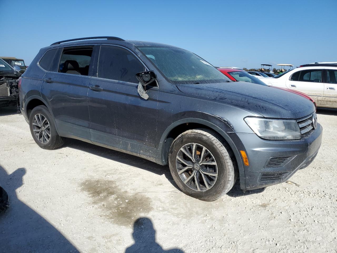 2019 Volkswagen Tiguan VIN 3VV3B7AX7KM154279 Copart auction photo, water/flood damage thumbnail 4