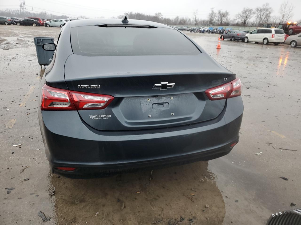 2019 Chevrolet Malibu VIN 1G1ZD5ST1KF172756 Copart auction photo, front end / side damage thumbnail 6