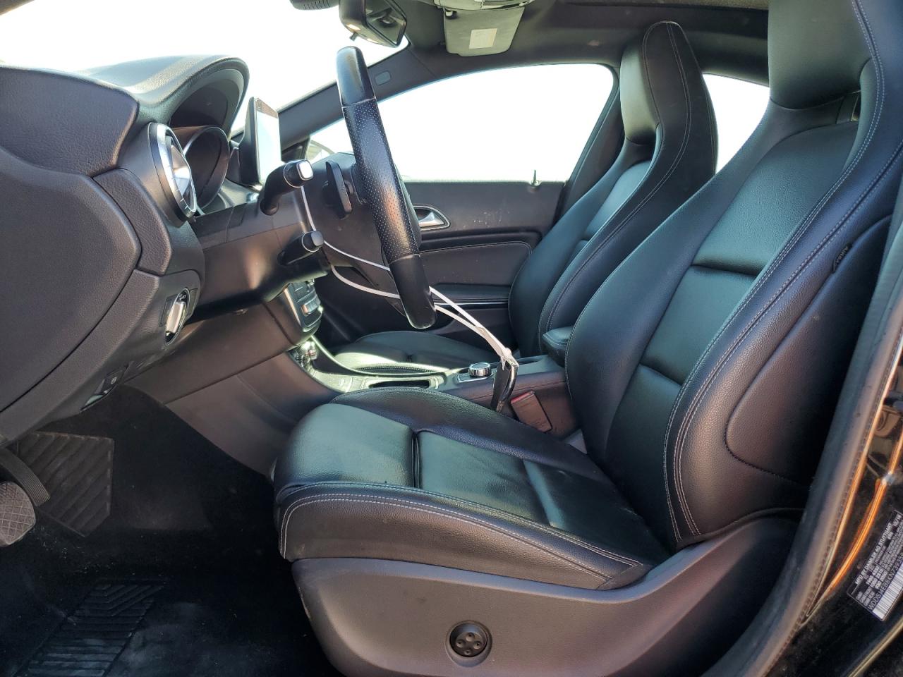2019 Mercedes-Benz CLA-klasse VIN WDDSJ4EB8KN739359 Copart auction photo, minor dent/scratches damage thumbnail 7