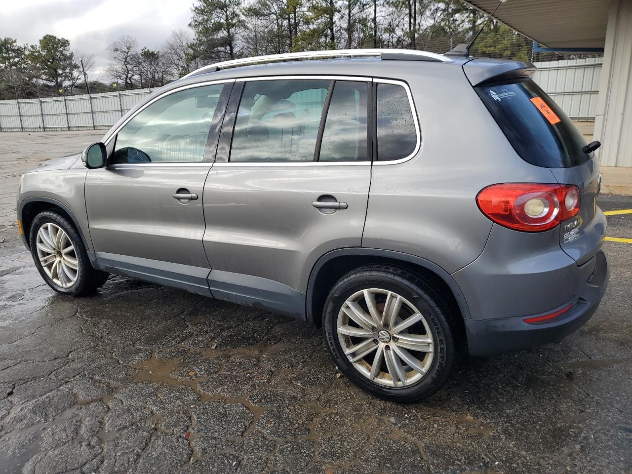 2009 Volkswagen Tiguan VIN WVGAV75N59W544468 Copart auction photo, water/flood damage thumbnail 2