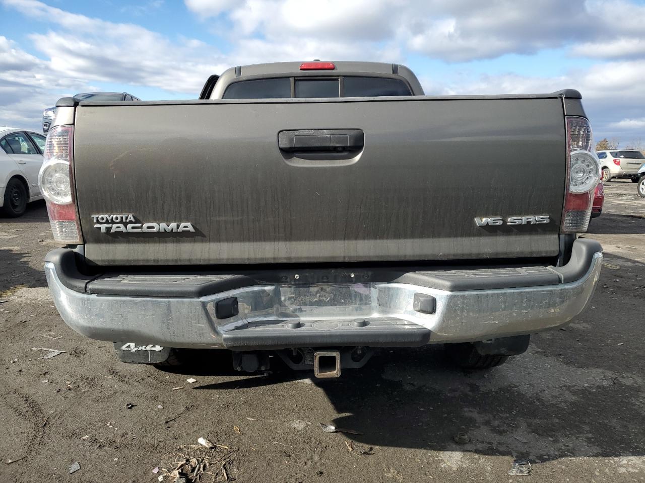 2011 Toyota Tacoma VIN 3TMMU4FN3BM035907 Copart auction photo, front end / side damage thumbnail 6