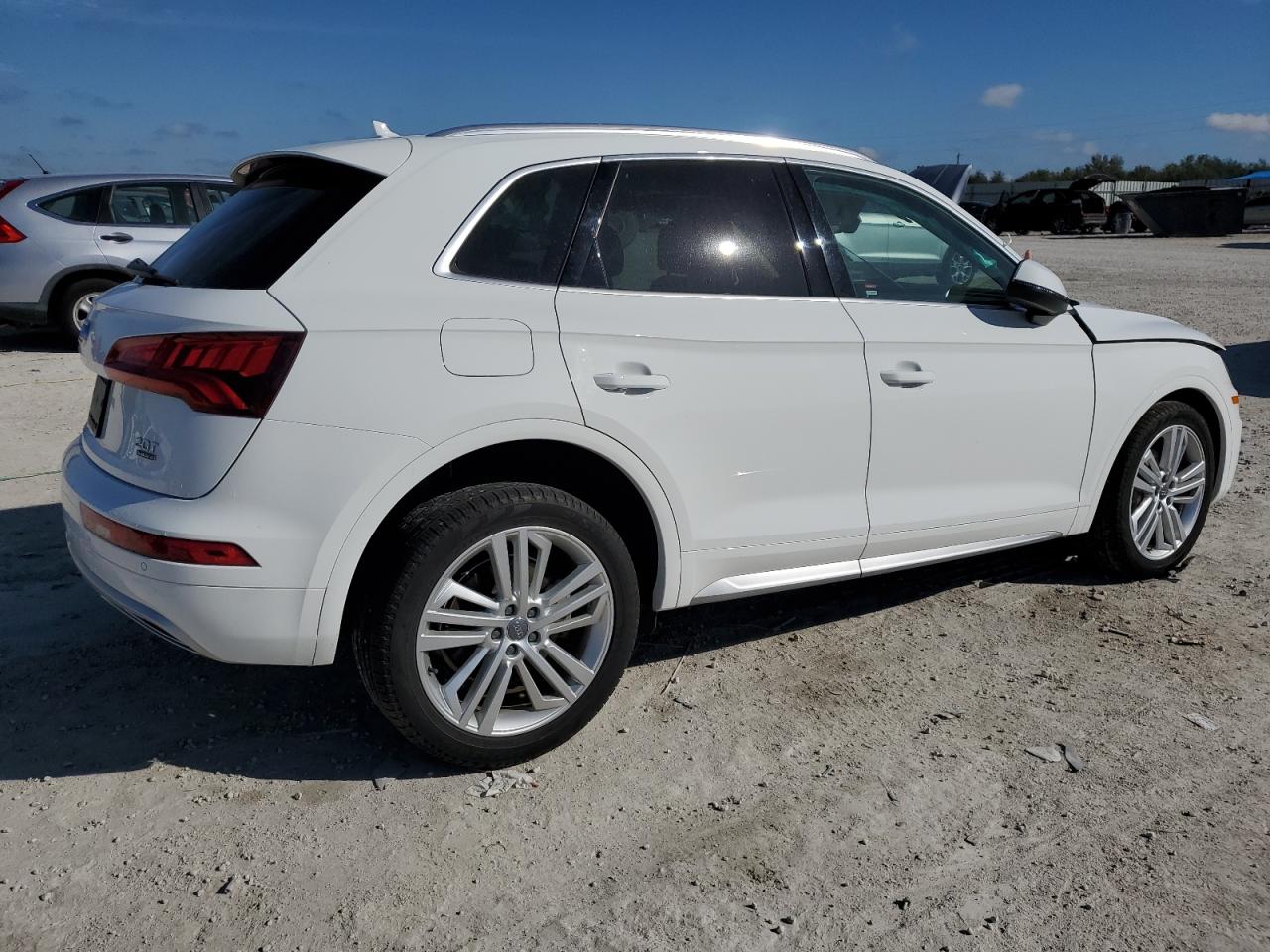 2018 Audi Q5 VIN WA1BNAFY7J2139670 Copart auction photo, front end / side damage thumbnail 3