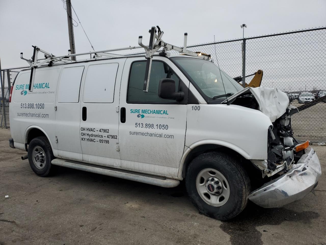 2016 GMC Savana VIN 1GTW7AFF2G1901883 Copart auction photo, front end damage thumbnail 4