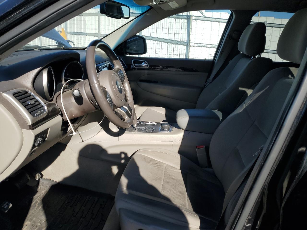 2013 Jeep Grand Cherokee VIN 1C4RJFAG3DC639660 Copart auction photo, normal wear damage thumbnail 7