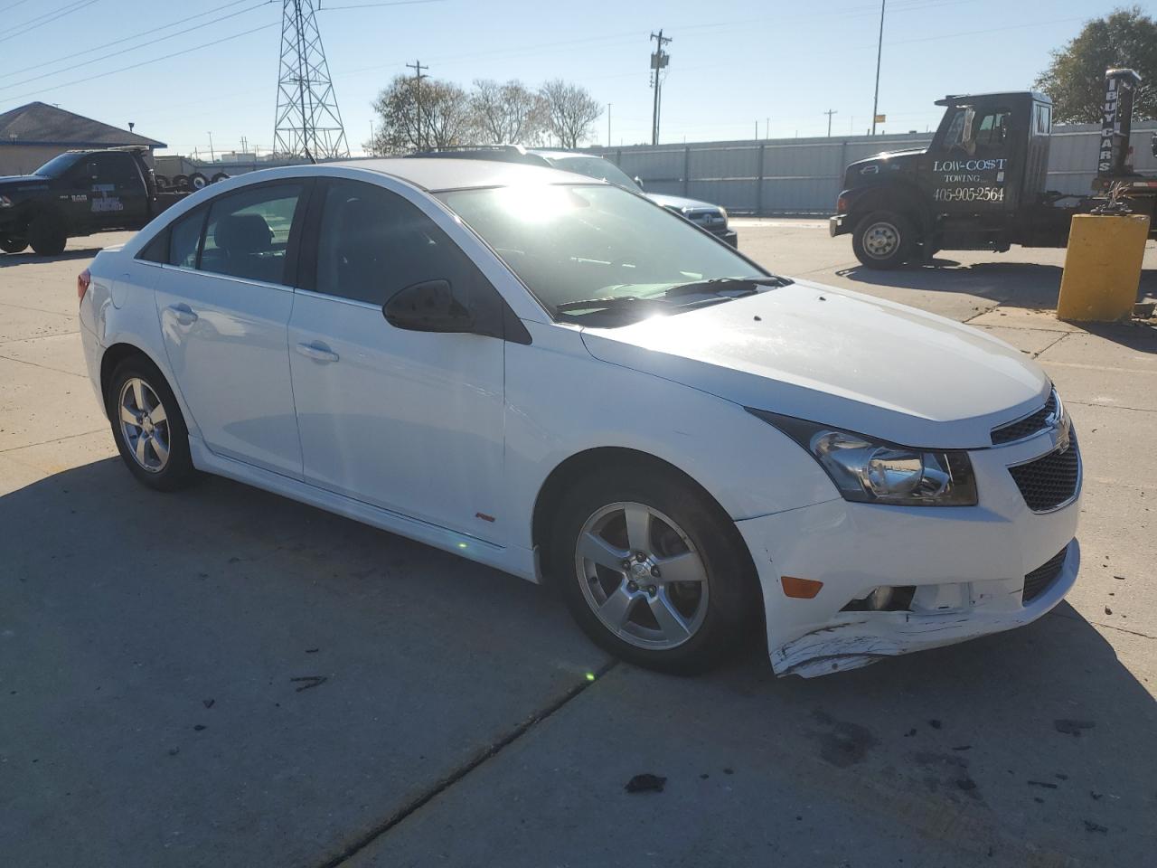 2014 Chevrolet Cruze VIN 1G1PC5SBXE7164445 Copart auction photo, front end / minor dent/scratches damage thumbnail 4