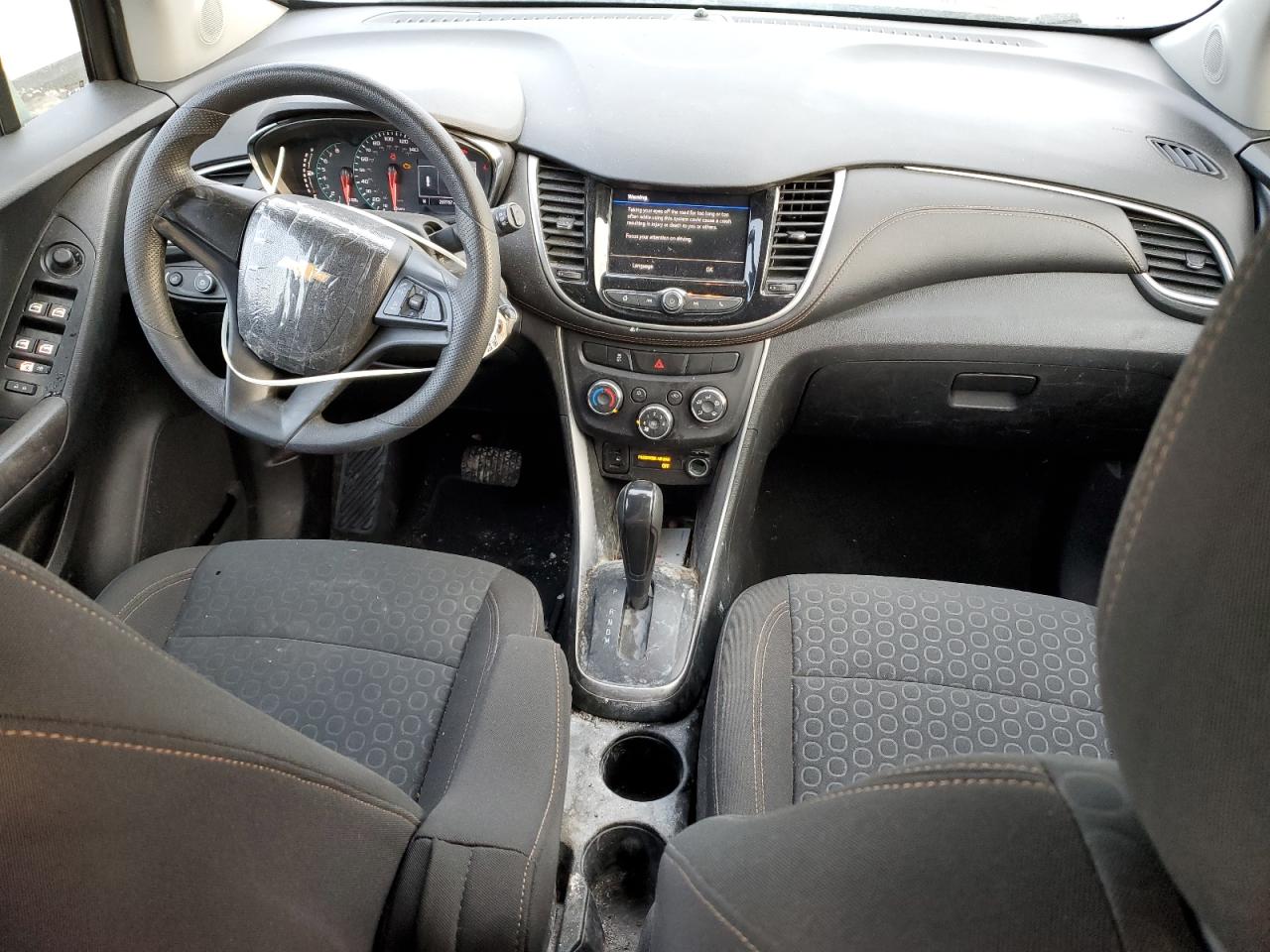 2020 Chevrolet Trax VIN KL7CJKSB3LB321170 Copart auction photo, front end / side damage thumbnail 8