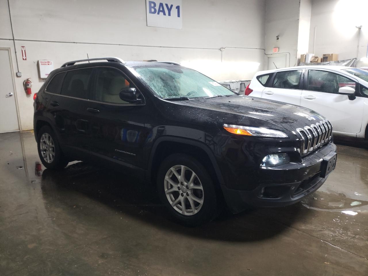 2017 Jeep Grand Cherokee VIN 1C4PJMCS9HW635548 Copart auction photo, side / rear end damage thumbnail 4