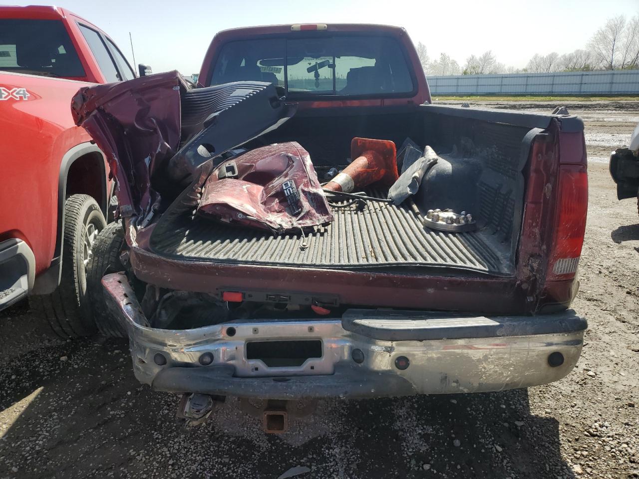 2004 Ford F350 VIN 1FTWW32P24EC60705 Copart auction photo, rear end / mechanical damage thumbnail 6