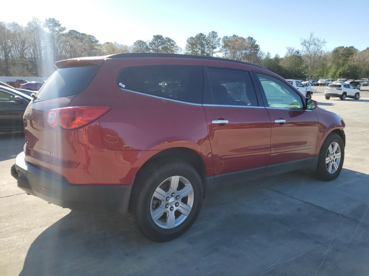 2012 Chevrolet Traverse VIN 1GNKVGED7CJ339648 Copart auction photo, front end damage thumbnail 3