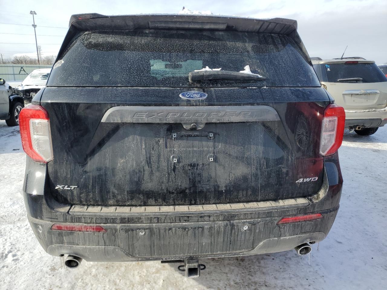 2021 Ford Explorer VIN 1FMSK8DHXMGB68822 Copart auction photo, side damage thumbnail 6