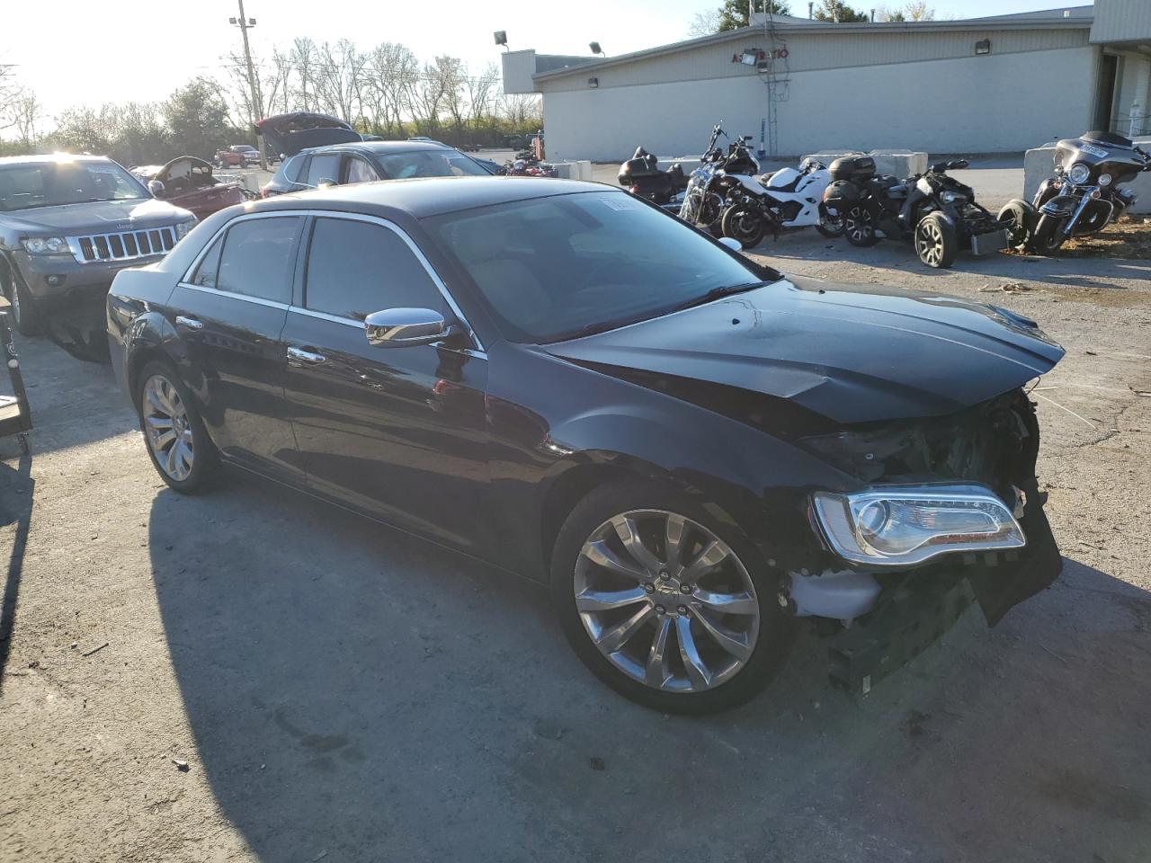 2018 Chrysler 300 VIN 2C3CCAEG7JH127183 Copart auction photo, front end / undercarriage damage thumbnail 4
