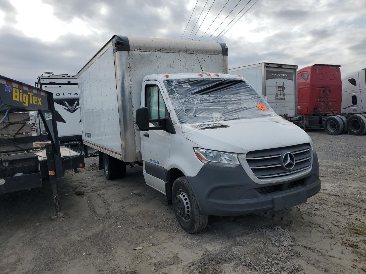 2019 Mercedes-Benz Sprinter VIN WDAPF4CD3KN026071 Copart auction photo, top/roof damage thumbnail 4