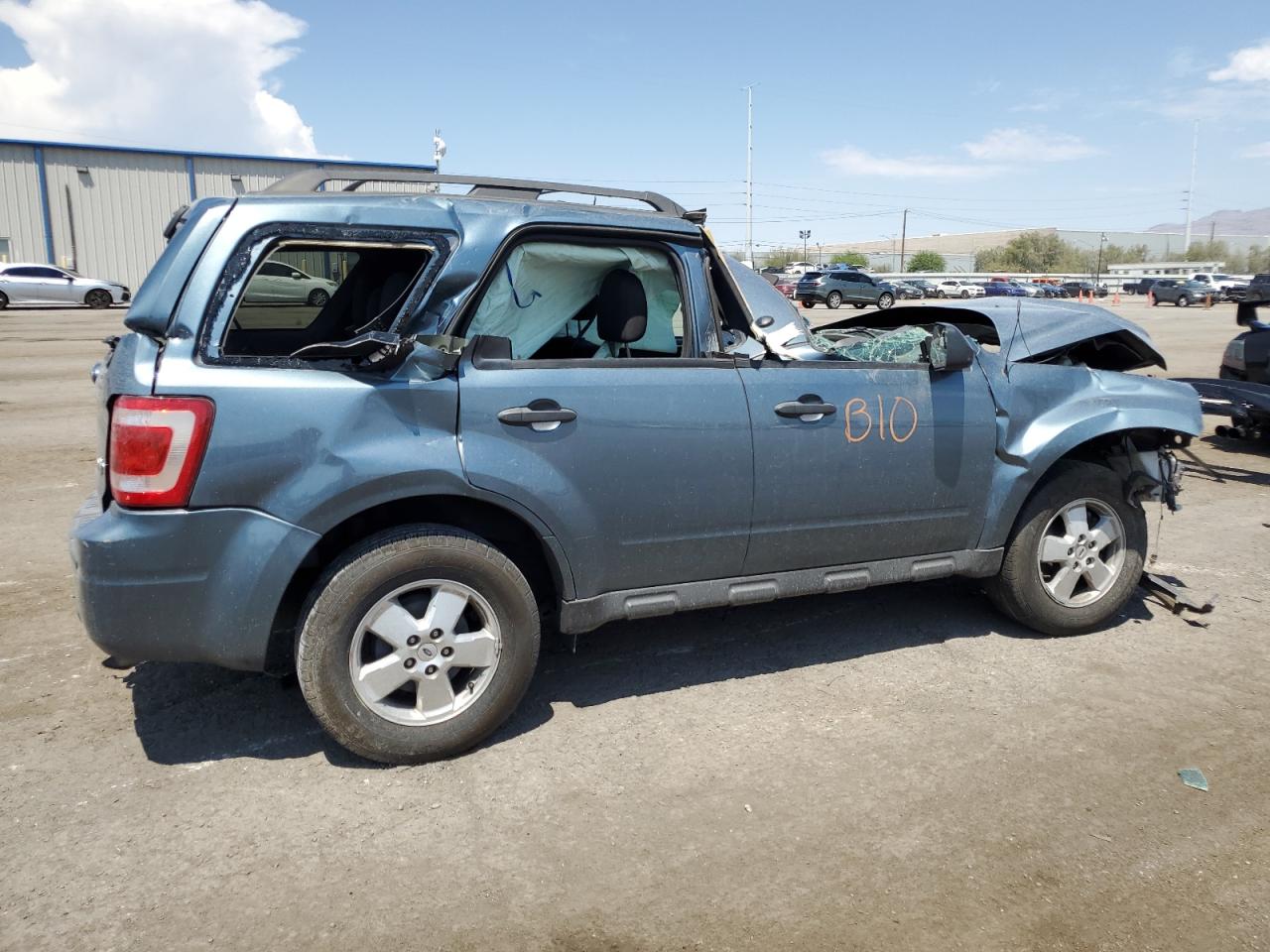 2012 Ford Escape VIN 1FMCU0DG8CKA22678 Copart auction photo, rollover damage thumbnail 3