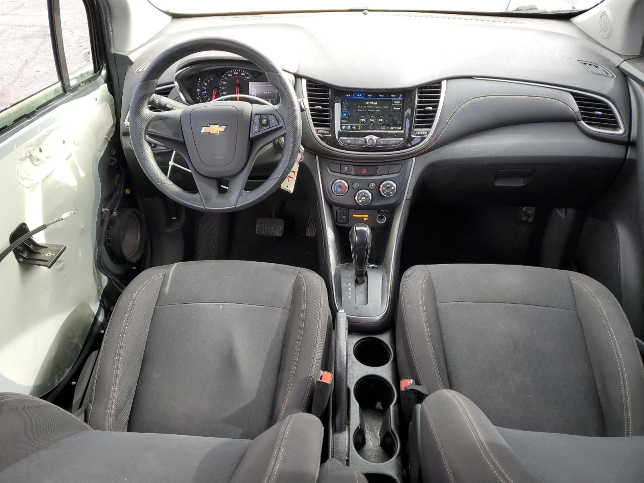 2019 Chevrolet Trax VIN 3GNCJKSB1KL373291 Copart auction photo, all over damage thumbnail 8