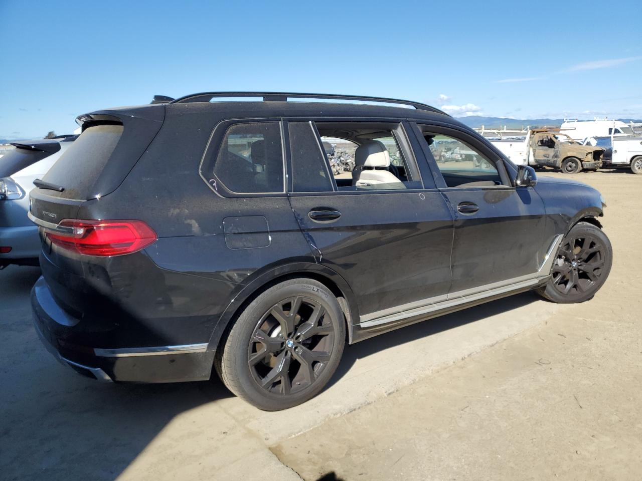 2022 BMW X7 VIN 5UXCW2C04N9M56782 Copart auction photo, front end damage thumbnail 3