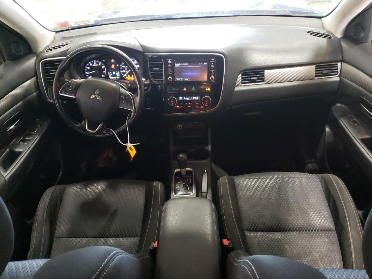 2016 Mitsubishi Outlander VIN JA4AZ3A37GZ001585 Copart auction photo, side / front end damage thumbnail 8