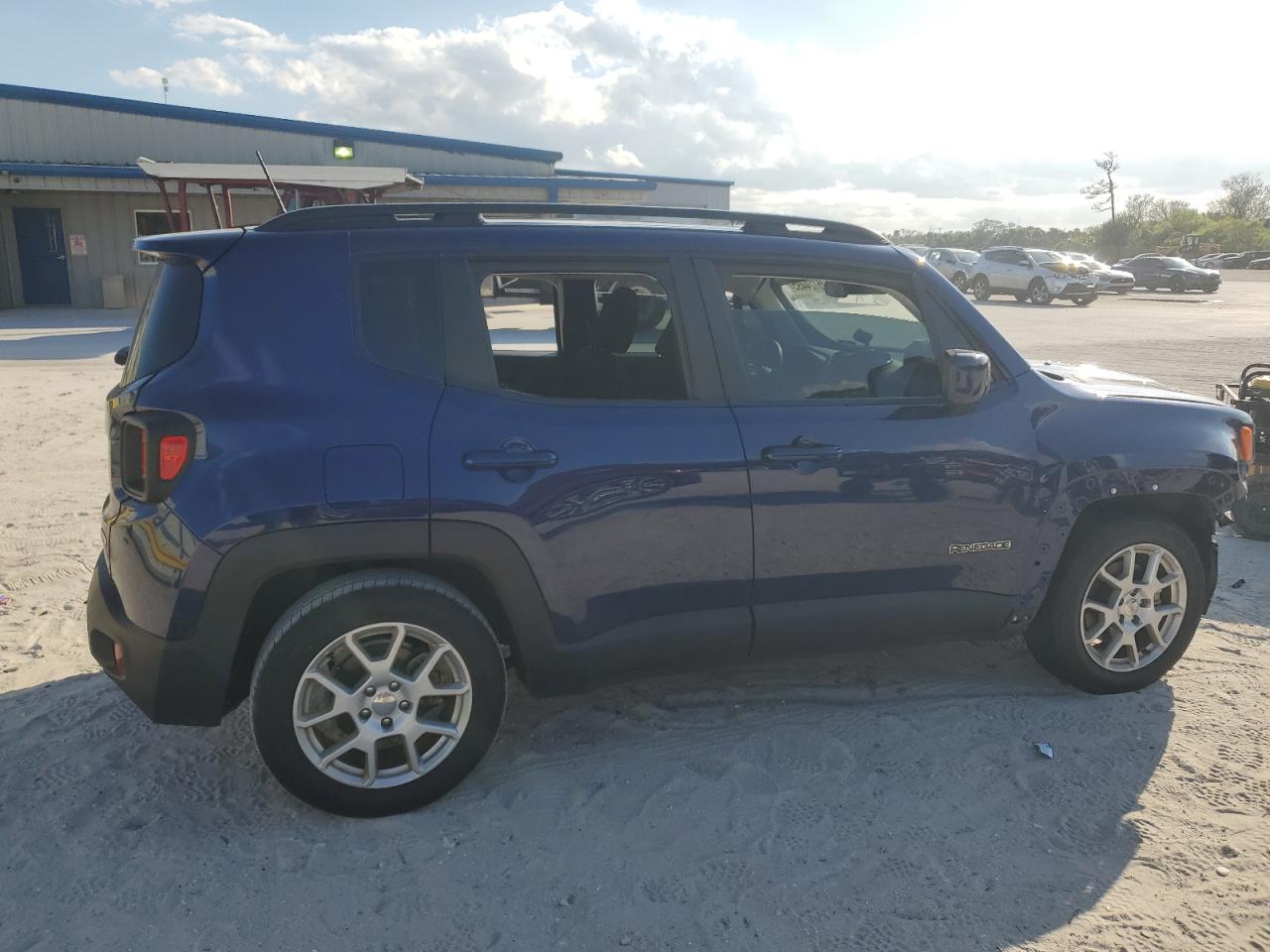 2021 Jeep Renegade VIN ZACNJCBB1MPN13905 Copart auction photo, front end damage thumbnail 3