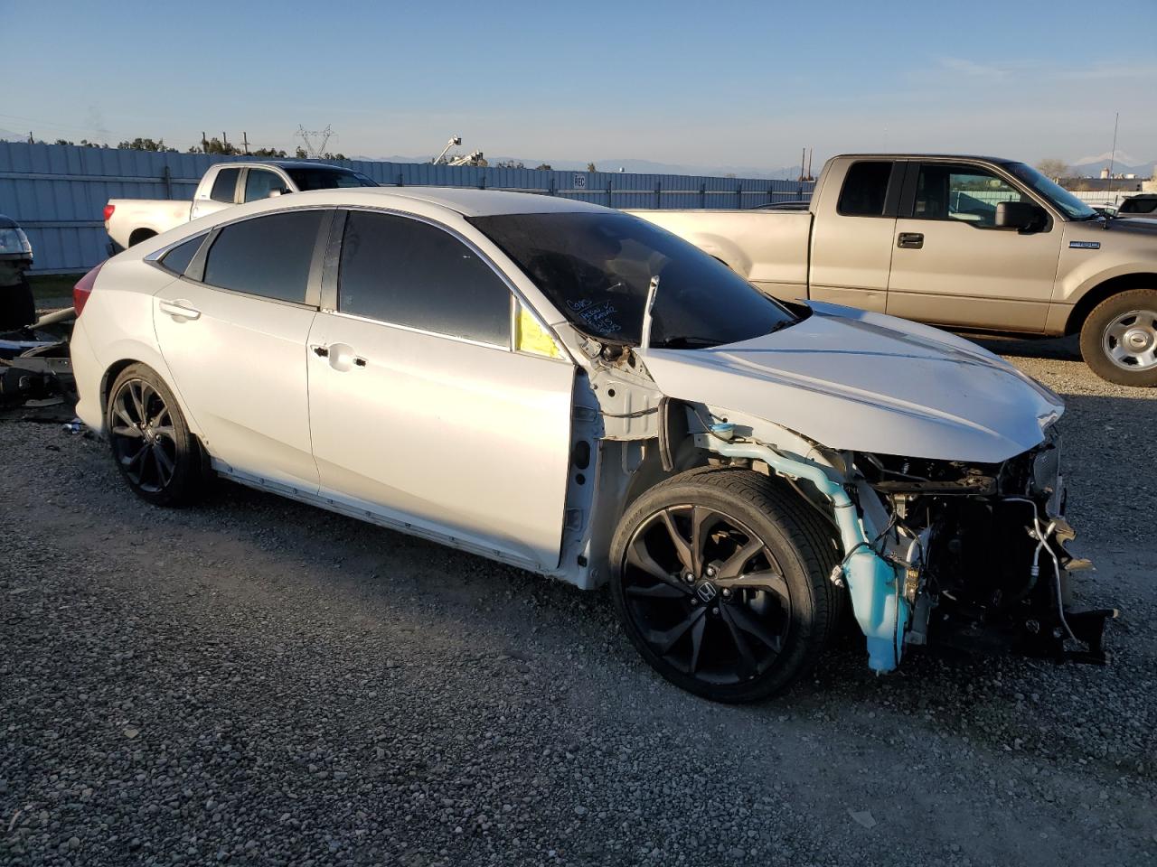2020 Honda Civic VIN 19XFC2F83LE203499 Copart auction photo, front end damage thumbnail 4