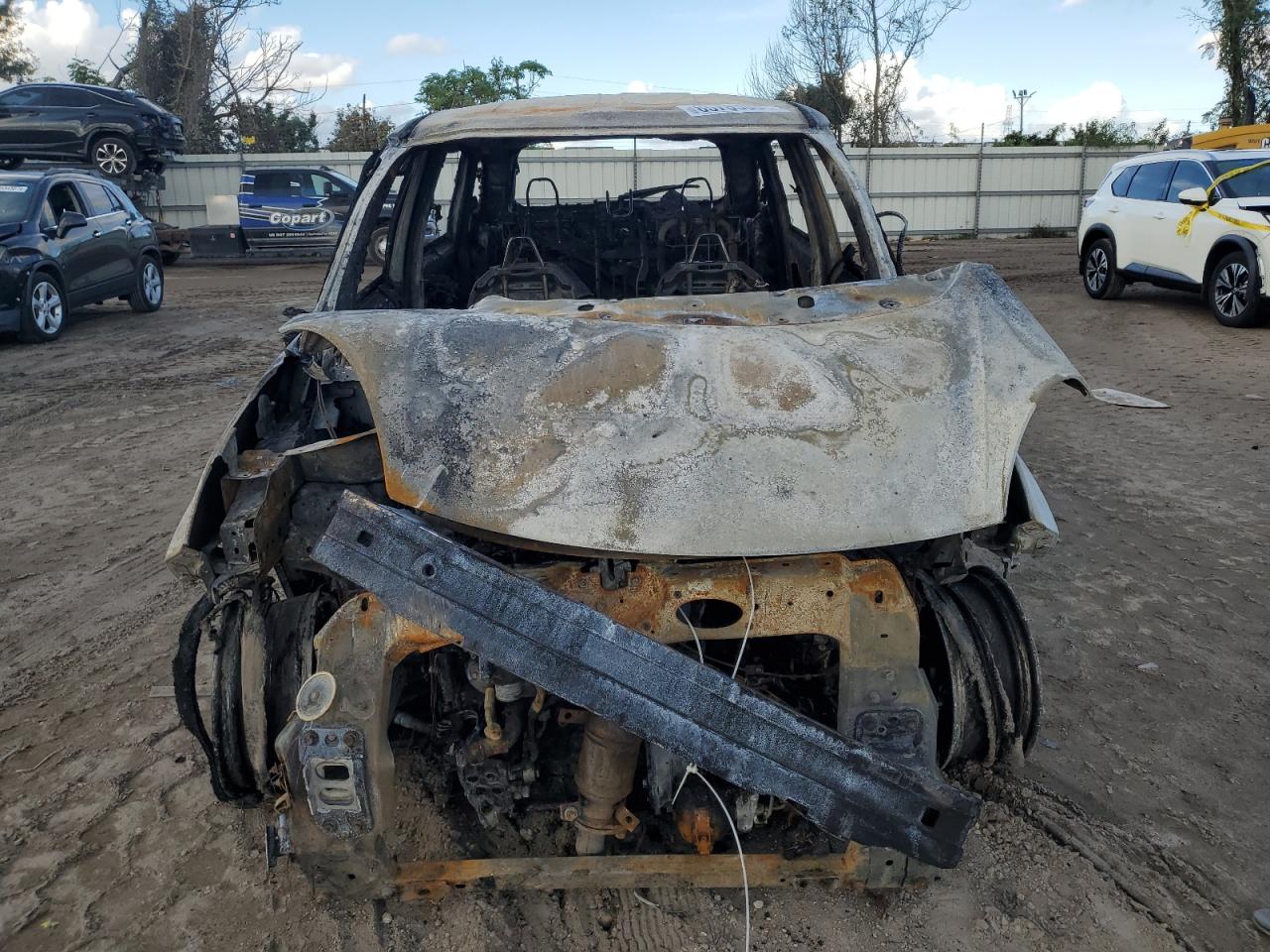 2014 Fiat 500 VIN ZFBCFABH8EZ023813 Copart auction photo, burn damage thumbnail 5