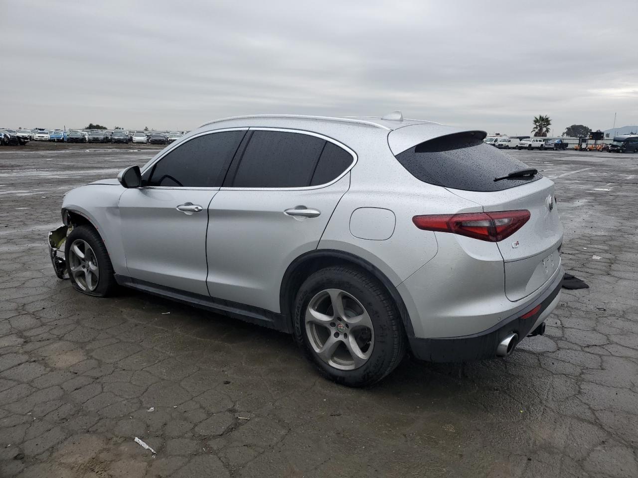 2018 Alfa Romeo Stelvio VIN ZASFAKAN3J7B75646 Copart auction photo, front end damage thumbnail 2