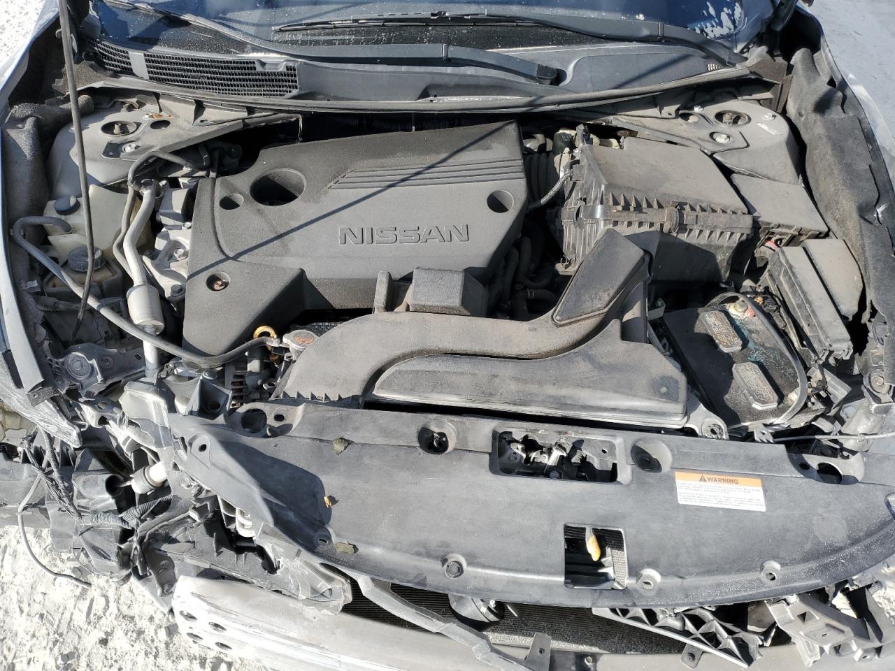 2016 Nissan Altima VIN 1N4AL3AP9GN326505 Copart auction photo, front end / minor dent/scratches damage thumbnail 13