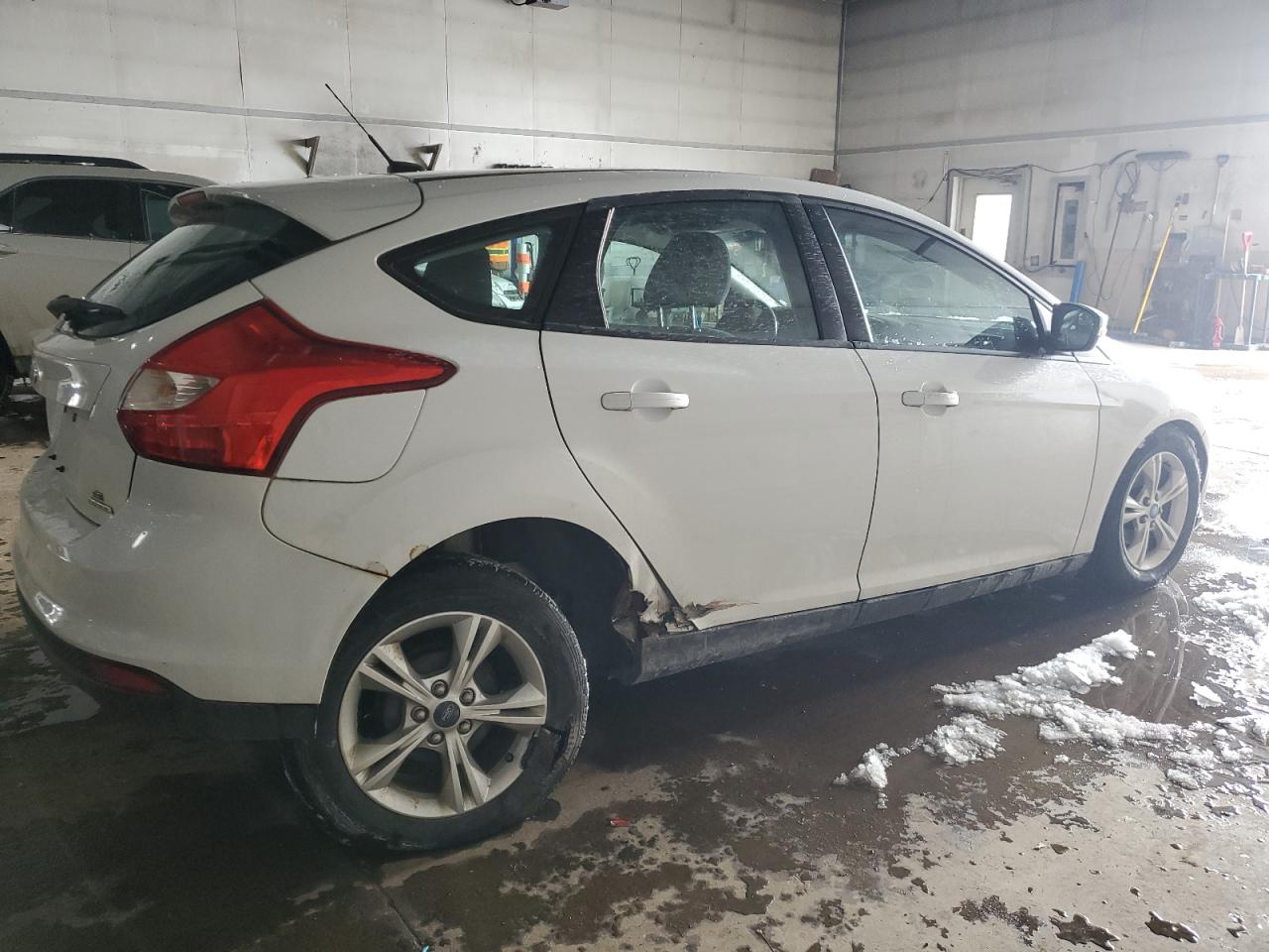 2013 Ford Focus VIN 1FADP3K2XDL118936 Copart auction photo, all over damage thumbnail 3