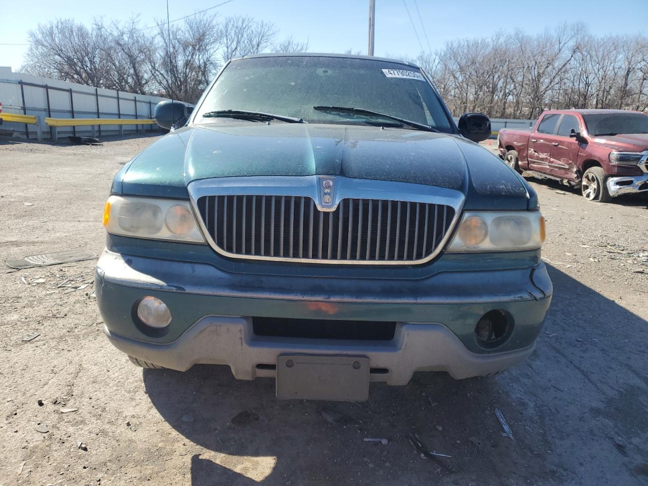 1998 Lincoln Navigator VIN 5LMRU27LXWLJ16961 Copart auction photo, normal wear damage thumbnail 5