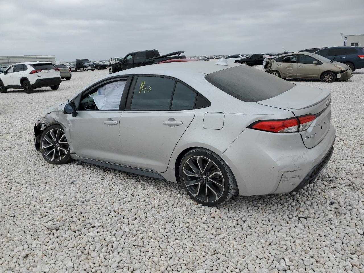 2020 Toyota Corolla VIN 5YFS4RCE2LP045234 Copart auction photo, front end / side damage thumbnail 2