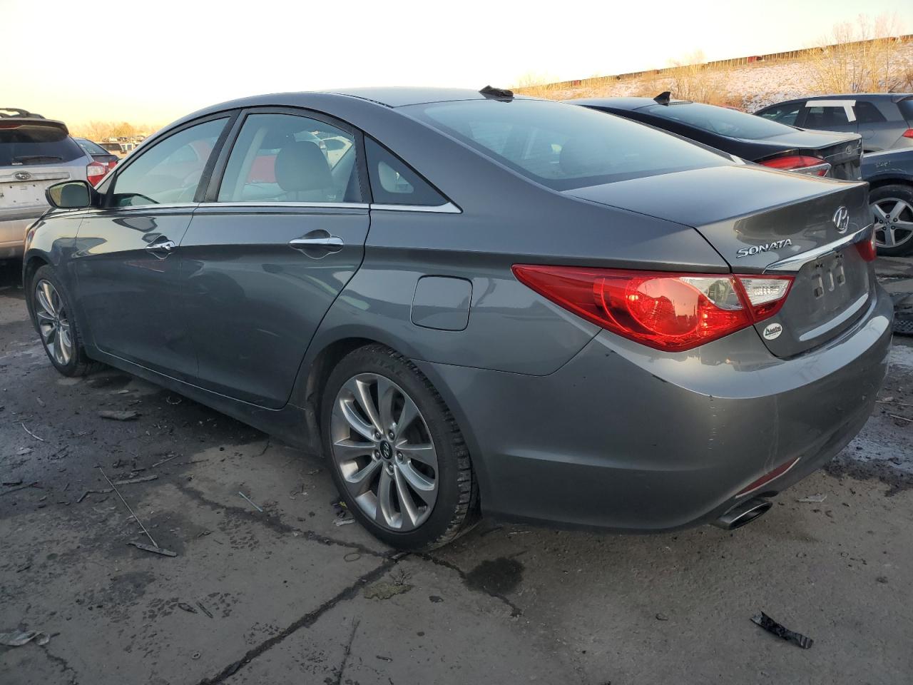 2013 Hyundai Sonata VIN 5NPEC4AC7DH505684 Copart auction photo, front end damage thumbnail 2