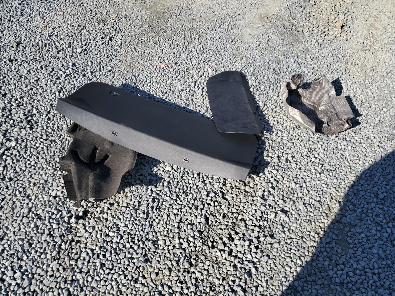 2019 Land Rover Range Rover VIN SALYA2EX3KA214147 Copart auction photo, all over damage thumbnail 13