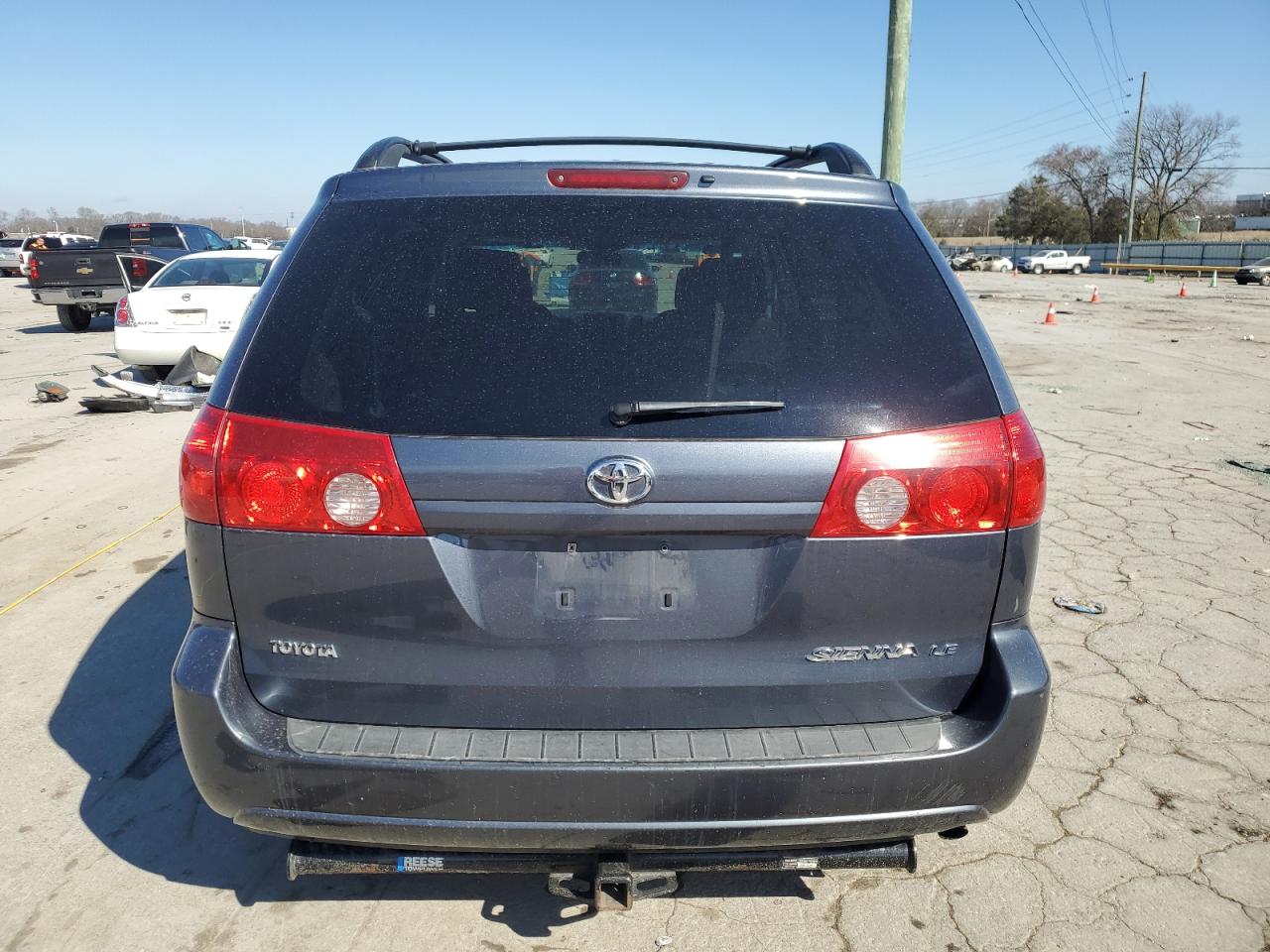 2008 Toyota Sienna VIN 5TDZK23C78S214396 Copart auction photo, minor dent/scratches damage thumbnail 6