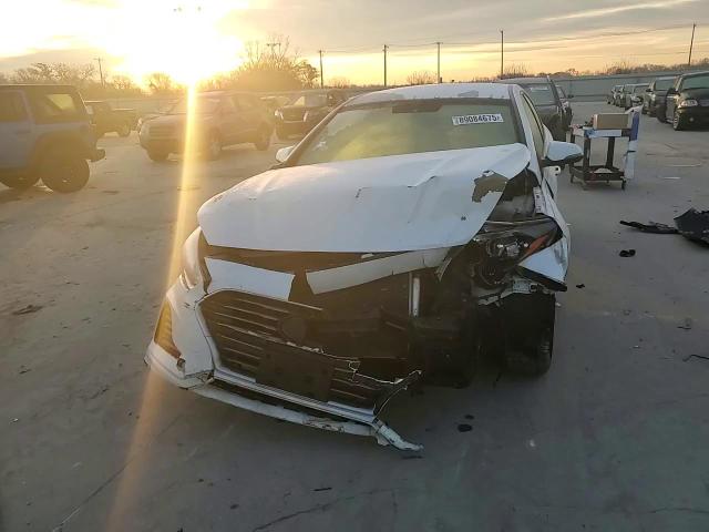 2018 Hyundai Sonata VIN 5NPE34AF3JH672775 Copart auction photo, front end damage thumbnail 10