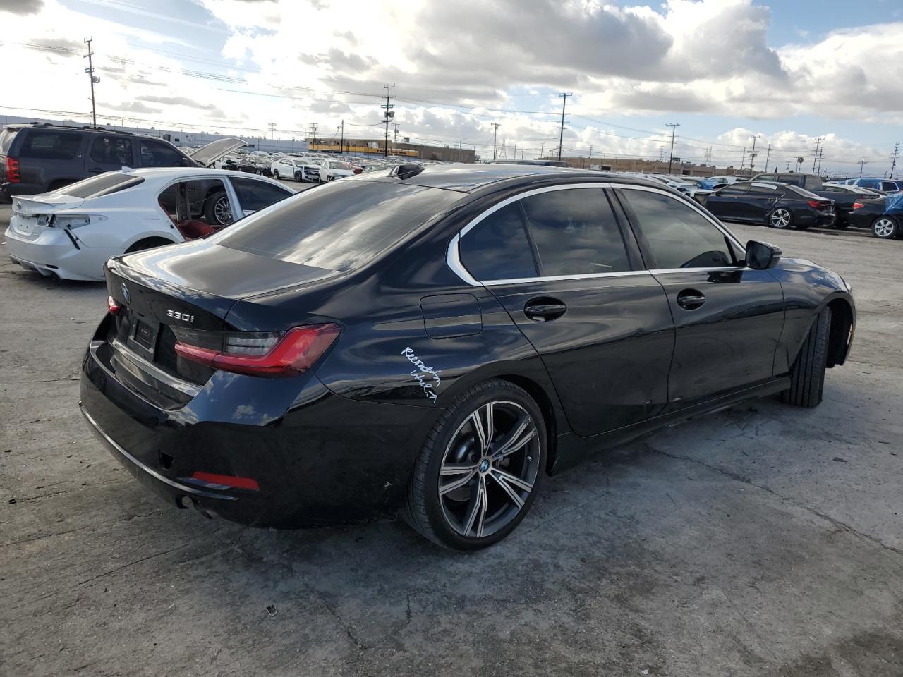 2024 BMW 3er VIN 3MW69FF03R8E08731 Copart auction photo, rear end damage thumbnail 3