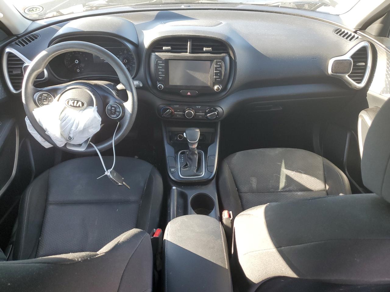 2020 KIA Soul VIN KNDJ23AU9L7015240 Copart auction photo, front end damage thumbnail 8