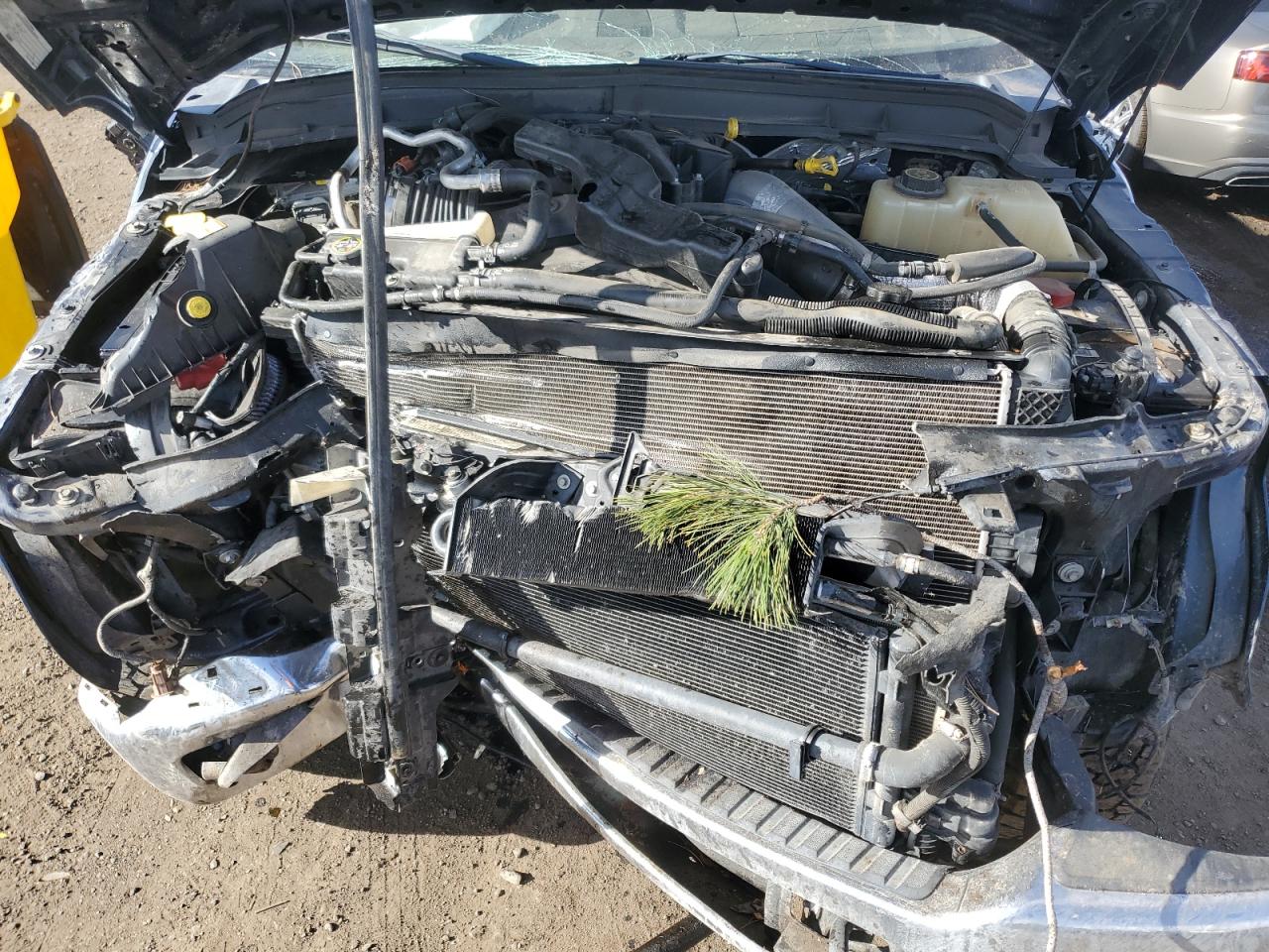 2016 Ford F350 VIN 1FT8W3BT9GEB85415 Copart auction photo, front end damage thumbnail 13