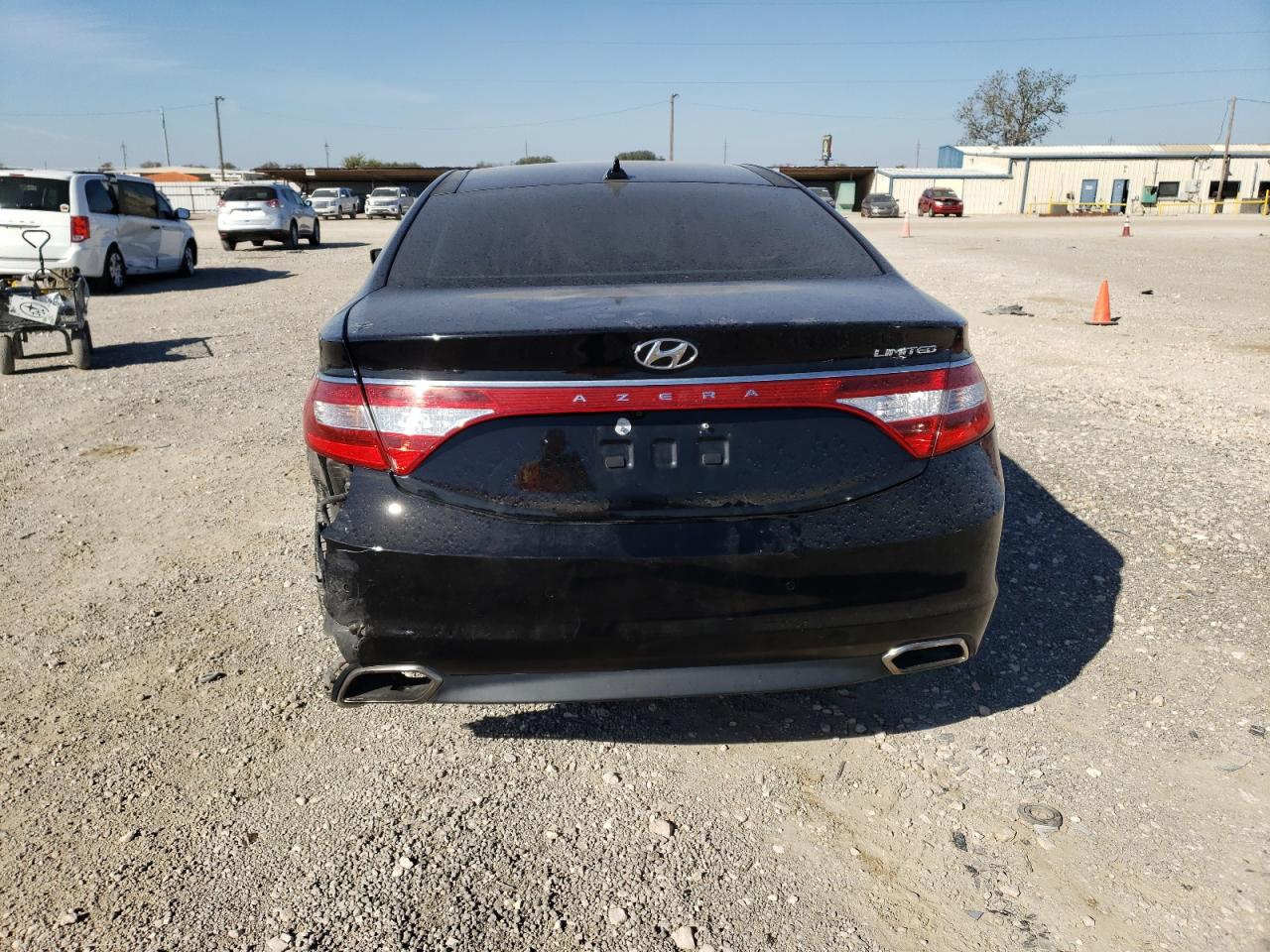 2017 Hyundai Azera VIN KMHFH4JG7HA590740 Copart auction photo, front end / rear end damage thumbnail 6