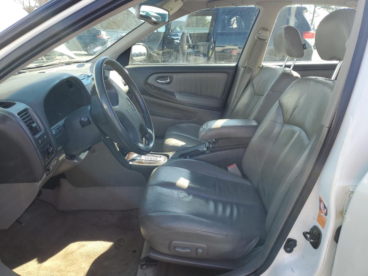 2000 Infiniti I VIN JNKCA31A6YT123457 Copart auction photo, all over damage thumbnail 7