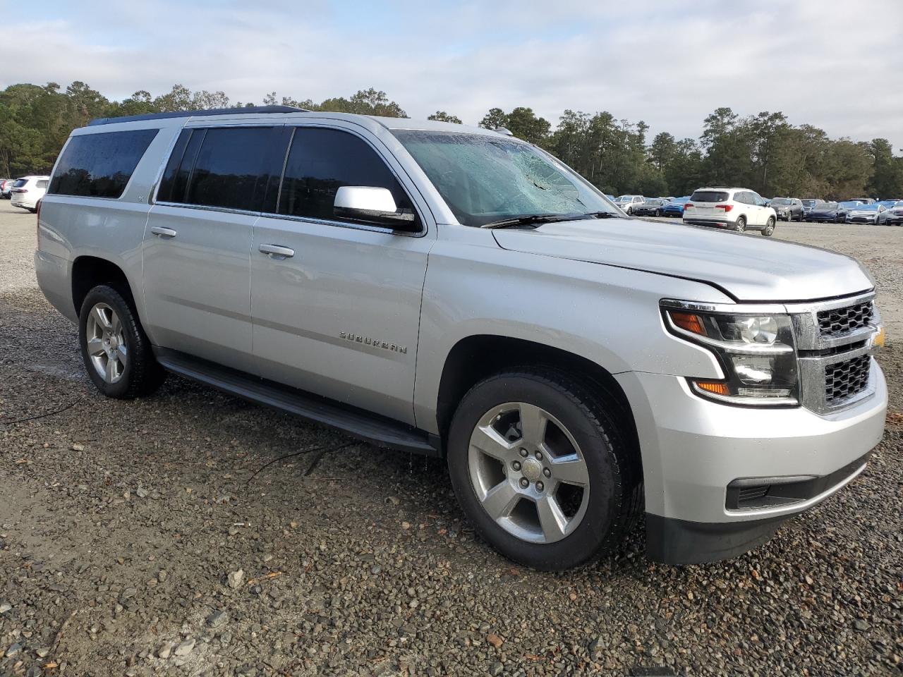 2018 Chevrolet Suburban VIN 1GNSCHKC7JR340630 Copart auction photo, top/roof / side damage thumbnail 4