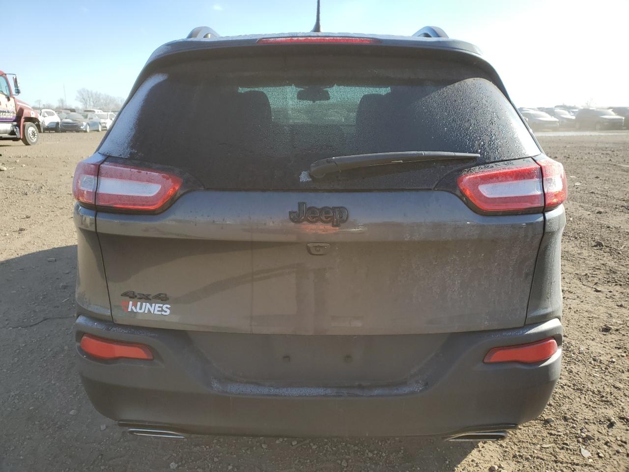 2018 Jeep Grand Cherokee VIN 1C4PJMCXXJD546763 Copart auction photo, front end / minor dent/scratches damage thumbnail 6