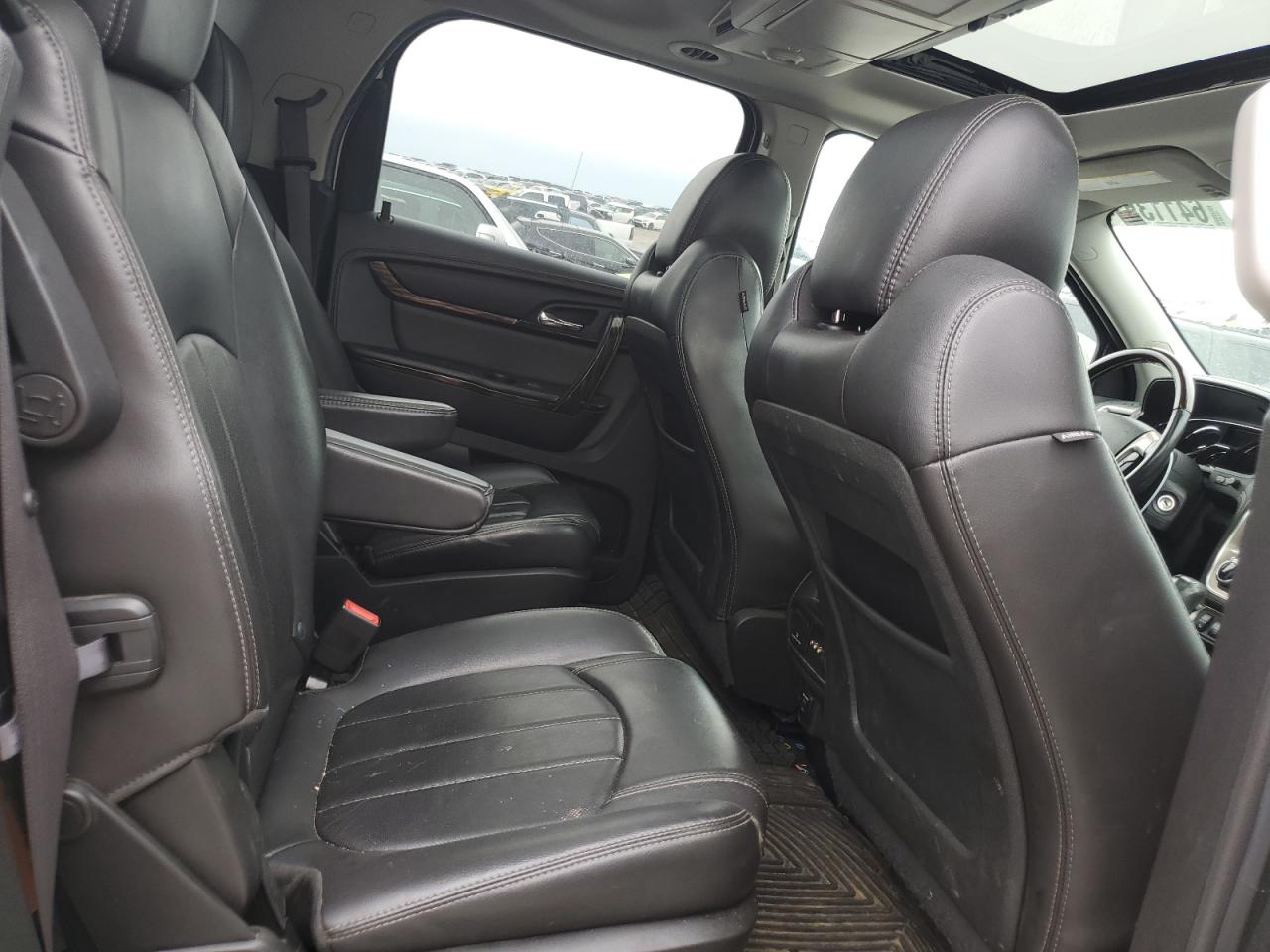 2015 GMC Acadia VIN 1GKKVTKD6FJ146017 Copart auction photo, normal wear / minor dent/scratches damage thumbnail 11