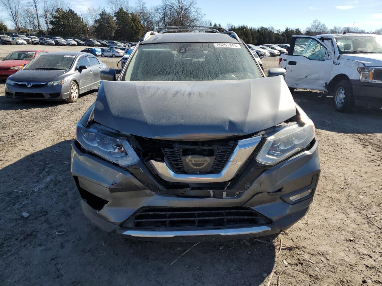 2017 Nissan Rogue VIN JN8AT2MV5HW273218 Copart auction photo, front end damage thumbnail 5