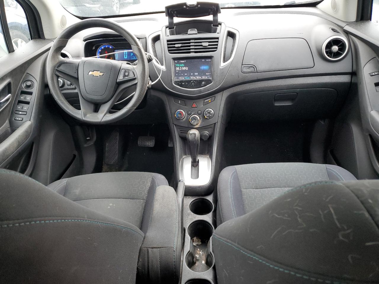 2016 Chevrolet Trax VIN 3GNCJKSB3GL223738 Copart auction photo, rear end / front end damage thumbnail 8